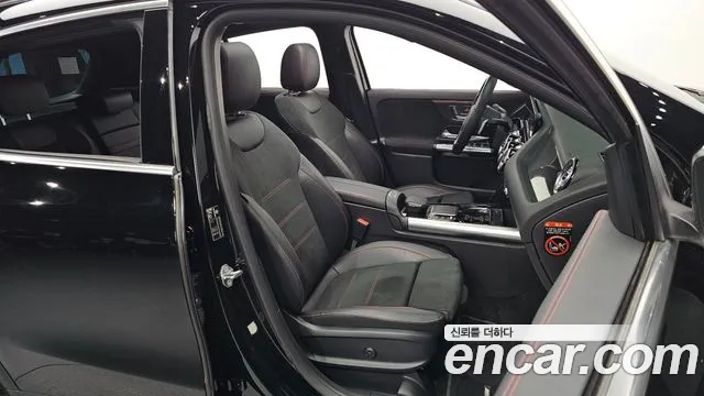 Mercedes-Benz GLA-Class 2023 — фото 10