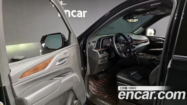 Cadillac Escalade 2022 — фото 10