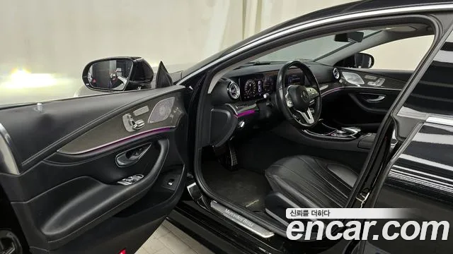 Mercedes-Benz CLS-Class 2019 — фото 10