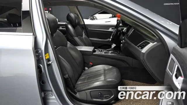 Hyundai Genesis 2015 — фото 10