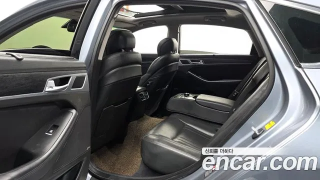 Hyundai Genesis 2015 — фото 12