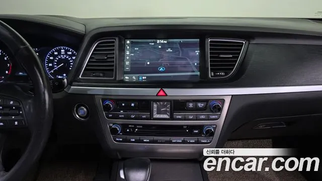 Hyundai Genesis 2015 — фото 16