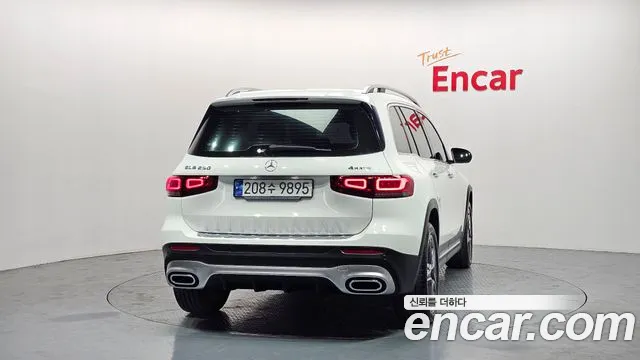 Mercedes-Benz GLB-Class 2021 — фото 4