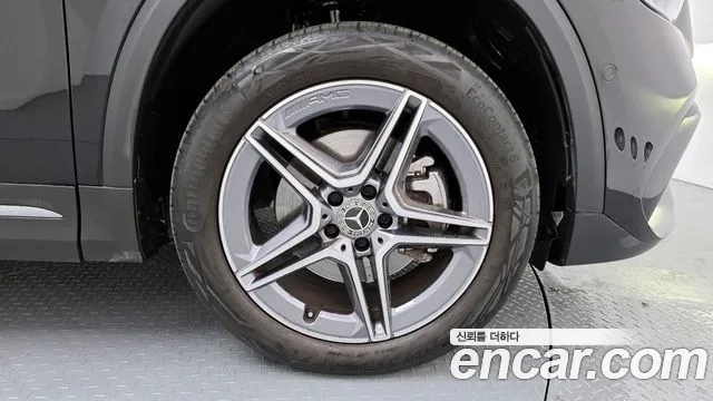 Mercedes-Benz GLA-Class 2023 — фото 5