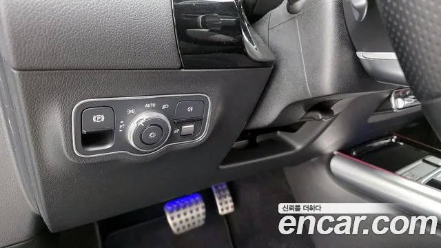 Mercedes-Benz GLA-Class 2023 — фото 14