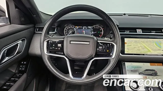 Land Rover Range Rover Velar 2023 — фото 13