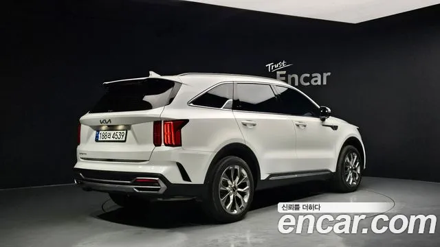 Kia Sorento 2023 — фото 2