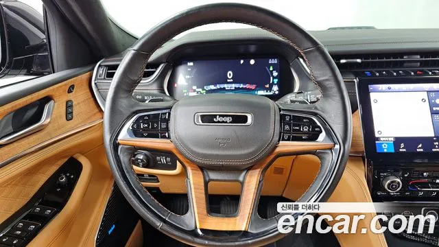 Jeep Cherokee 2023 — фото 13
