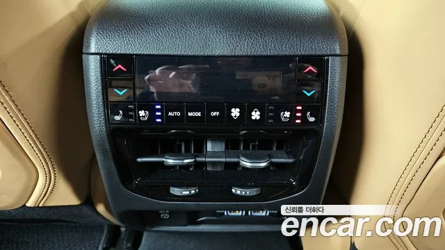 Jeep Cherokee 2023 — фото 18