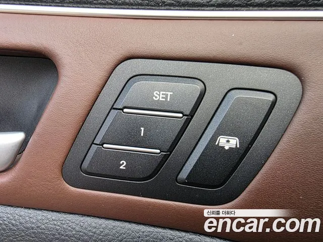Hyundai Genesis 2013 — фото 15