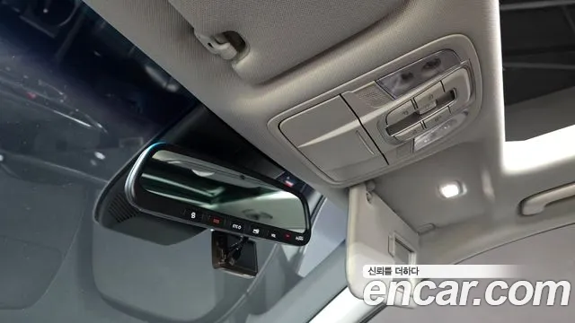 Hyundai Santafe 2019 — фото 20
