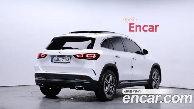 Mercedes-Benz GLA-Class 2022 — фото 2