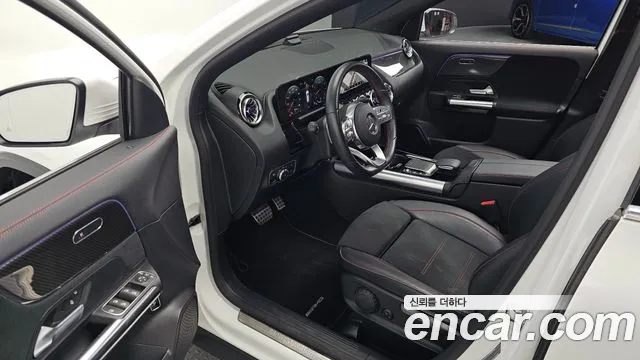 Mercedes-Benz GLA-Class 2022 — фото 11