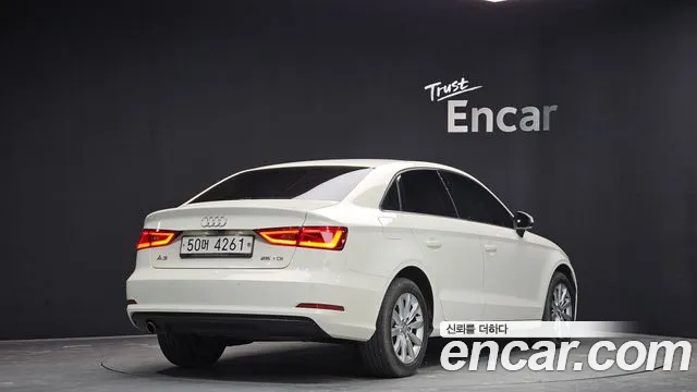 Audi A3 2015 — фото 2