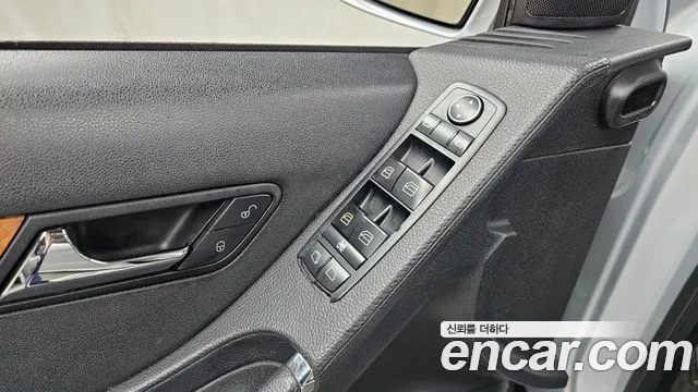 Mercedes-Benz R-Class 2006 — фото 14