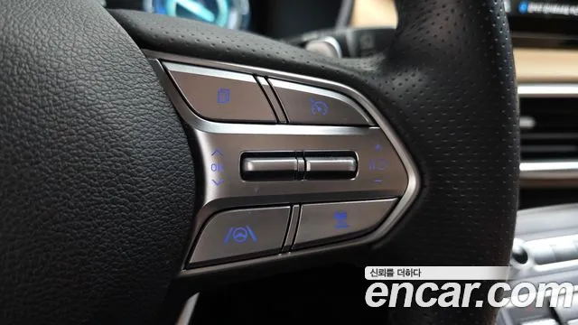 Hyundai Santafe 2022 — фото 18