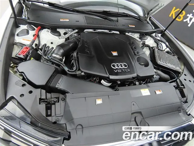 Audi A6 2021 — фото 19