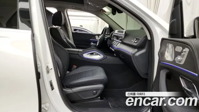 Mercedes-Benz GLE-Class 2025 — фото 11