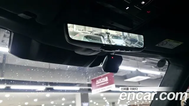 Land Rover Range Rover Evoque 2025 — фото 14