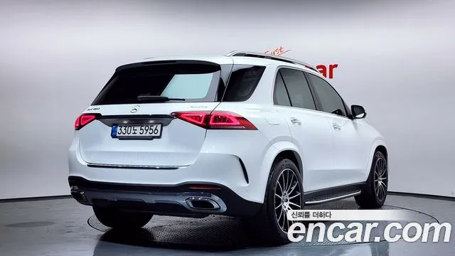 Mercedes-Benz GLE-Class 2021 — фото 2