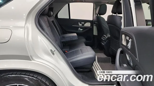 Mercedes-Benz GLE-Class 2021 — фото 12
