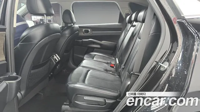 Kia Sorento 2021 — фото 13
