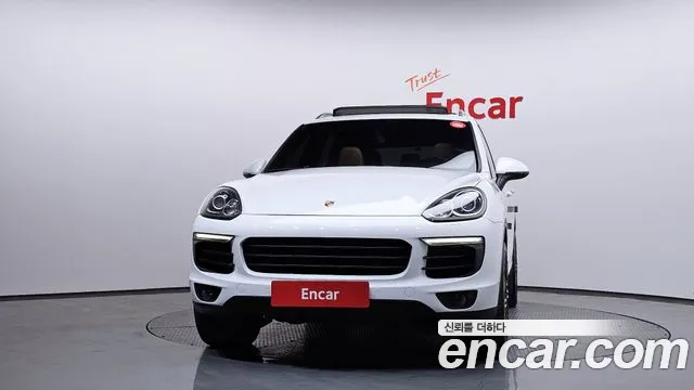 Porsche Cayenne 2016 — фото 3