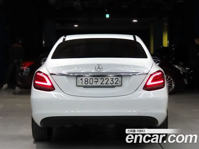 Mercedes-Benz C-Class 2019 — фото 3