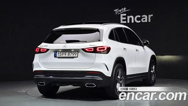 Mercedes-Benz GLA-Class 2022 — фото 2