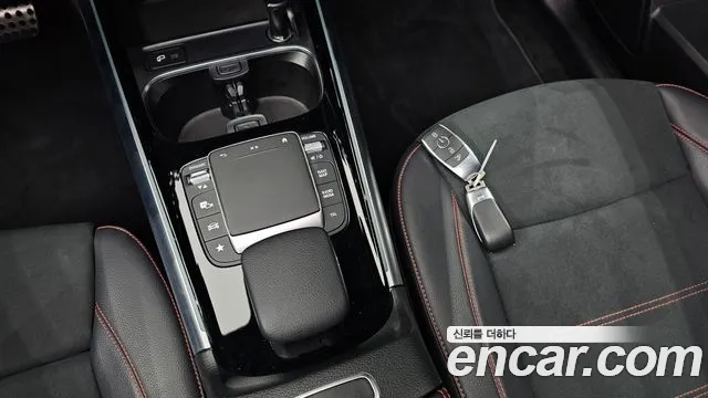 Mercedes-Benz GLA-Class 2022 — фото 18