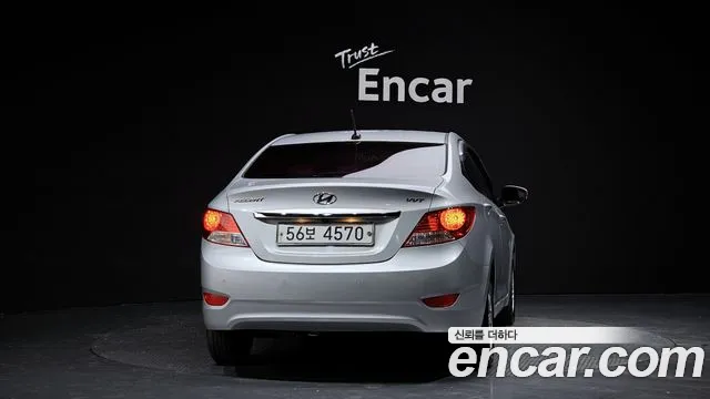 Hyundai Accent 2014 — фото 4