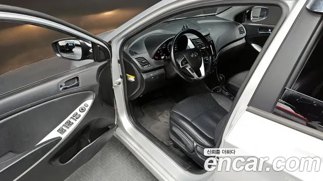 Hyundai Accent 2014 — фото 11