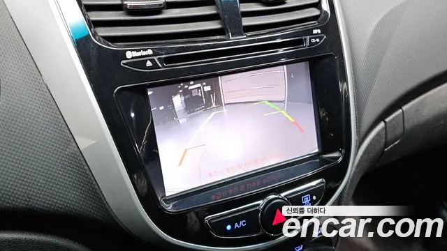 Hyundai Accent 2014 — фото 16