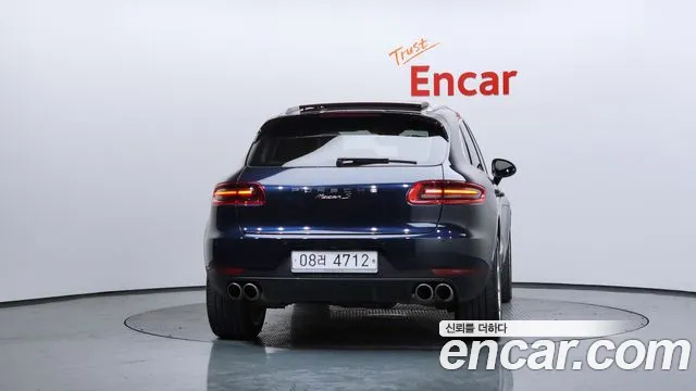 Porsche Macan 2017 — фото 4