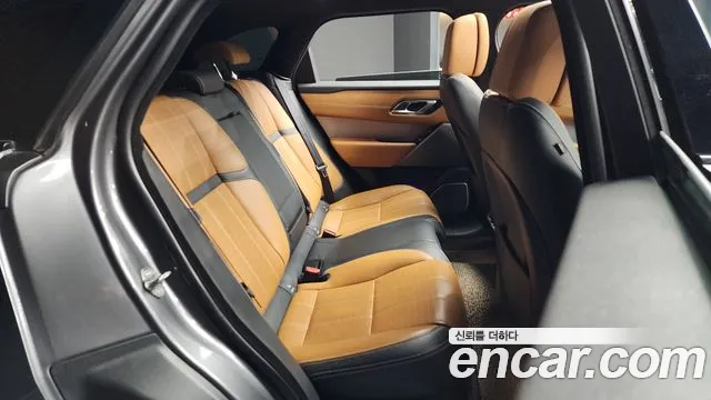 Land Rover Range Rover Velar 2019 — фото 12