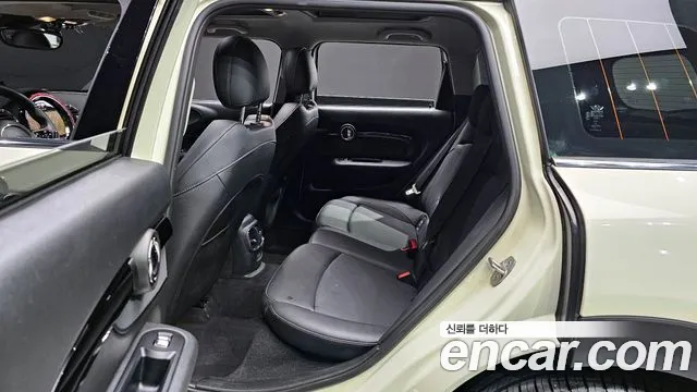 Mini Clubman 2022 — фото 12