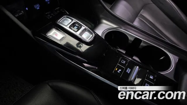 Hyundai Sonata 2022 — фото 8