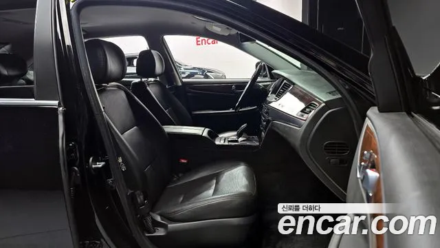 Hyundai Equus 2013 — фото 10