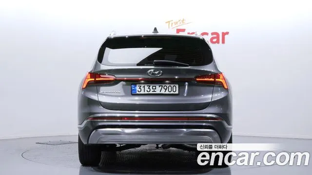 Hyundai Santafe 2022 — фото 4