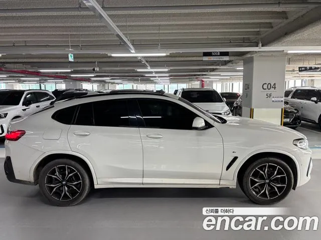 BMW X4 2023 — фото 3