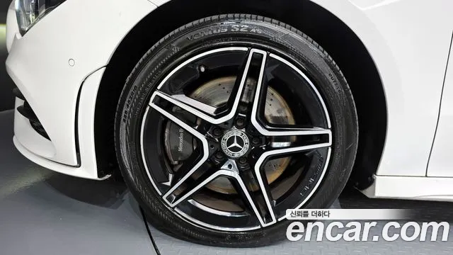 Mercedes-Benz CLA-Class 2020 — фото 5
