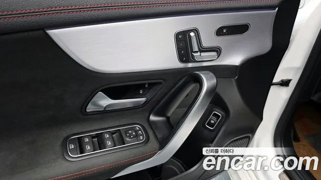 Mercedes-Benz CLA-Class 2020 — фото 11