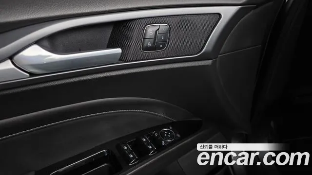 Ford Mondeo 2015 — фото 17