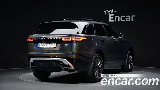 Land Rover Range Rover Velar 2021 — фото 2