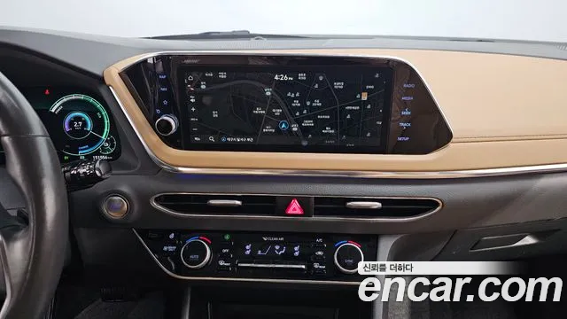 Hyundai Sonata 2020 — фото 15