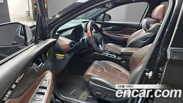 Hyundai Santafe 2019 — фото 10