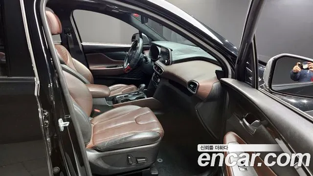 Hyundai Santafe 2019 — фото 11