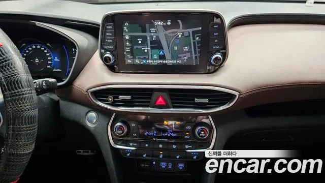 Hyundai Santafe 2019 — фото 14