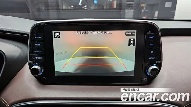 Hyundai Santafe 2019 — фото 15
