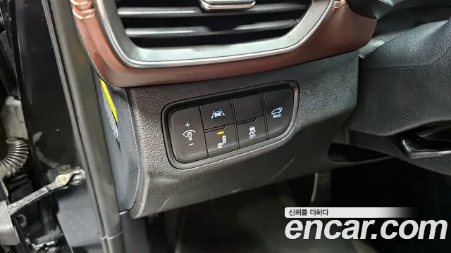 Hyundai Santafe 2019 — фото 18